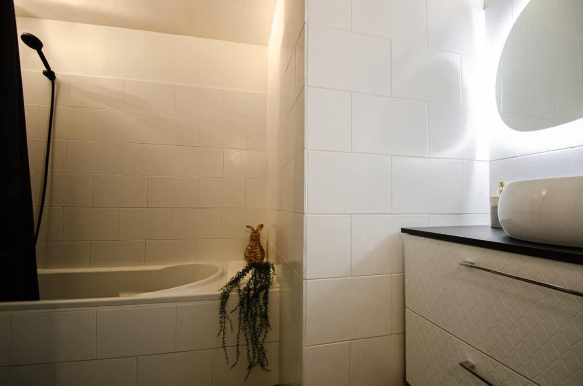 Casamea - Apt Spacieux, Clim, Famille & Cabane Ajaccio  Exterior photo